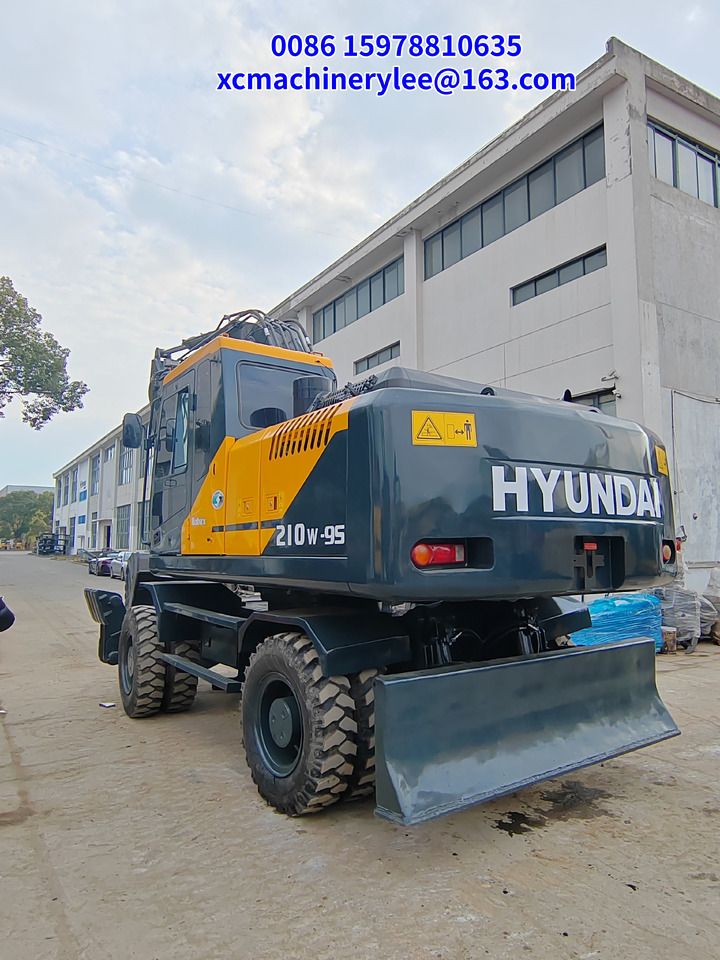 2024 Hyundai 210W-9S wheel excavator rear three-quarter view