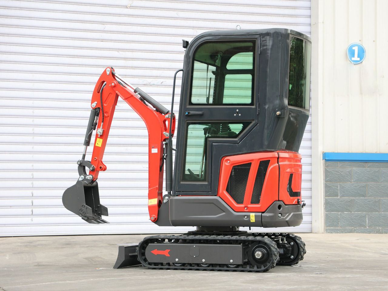 2025 Kubota MB 16-VKSH mini excavator, side view