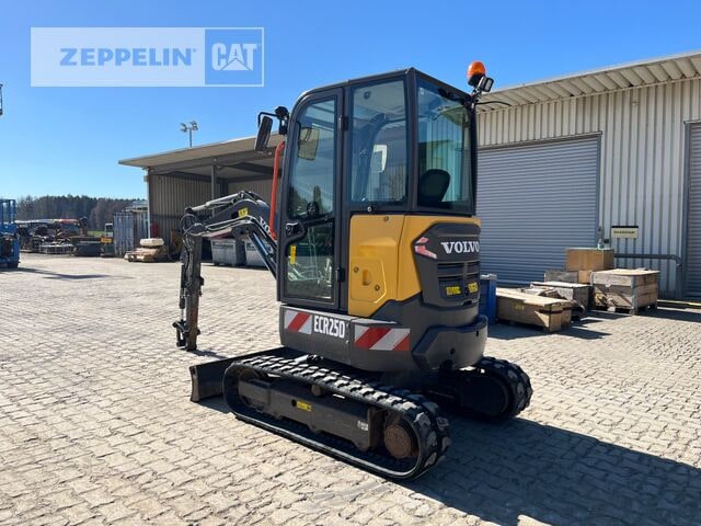 2021 Volvo ECR25D mini excavator, rear three-quarter view 2021 Volvo ECR25D mini excavator, rear three-quarter view