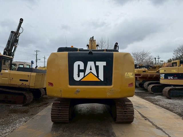 2016 Caterpillar 320E crawler excavator, rear view