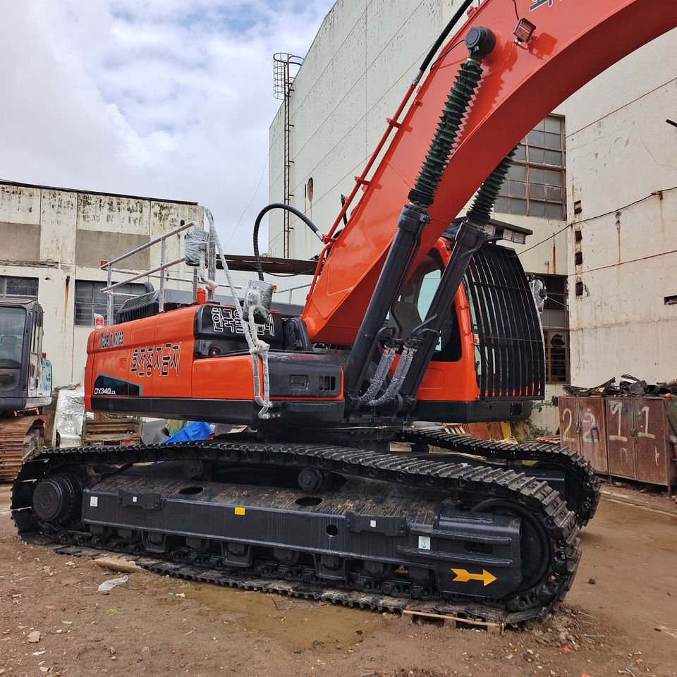 2024 Doosan DX340 crawler excavator side view
