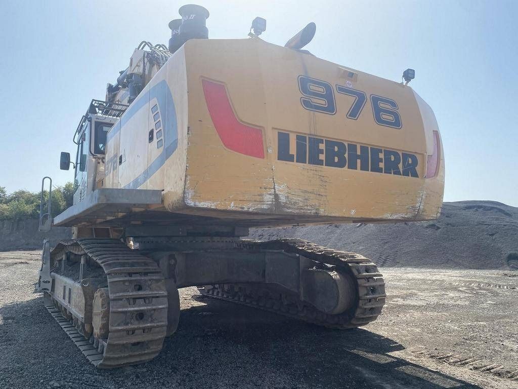 2018 Liebherr R 976 HD crawler excavator, rear three-quarter view