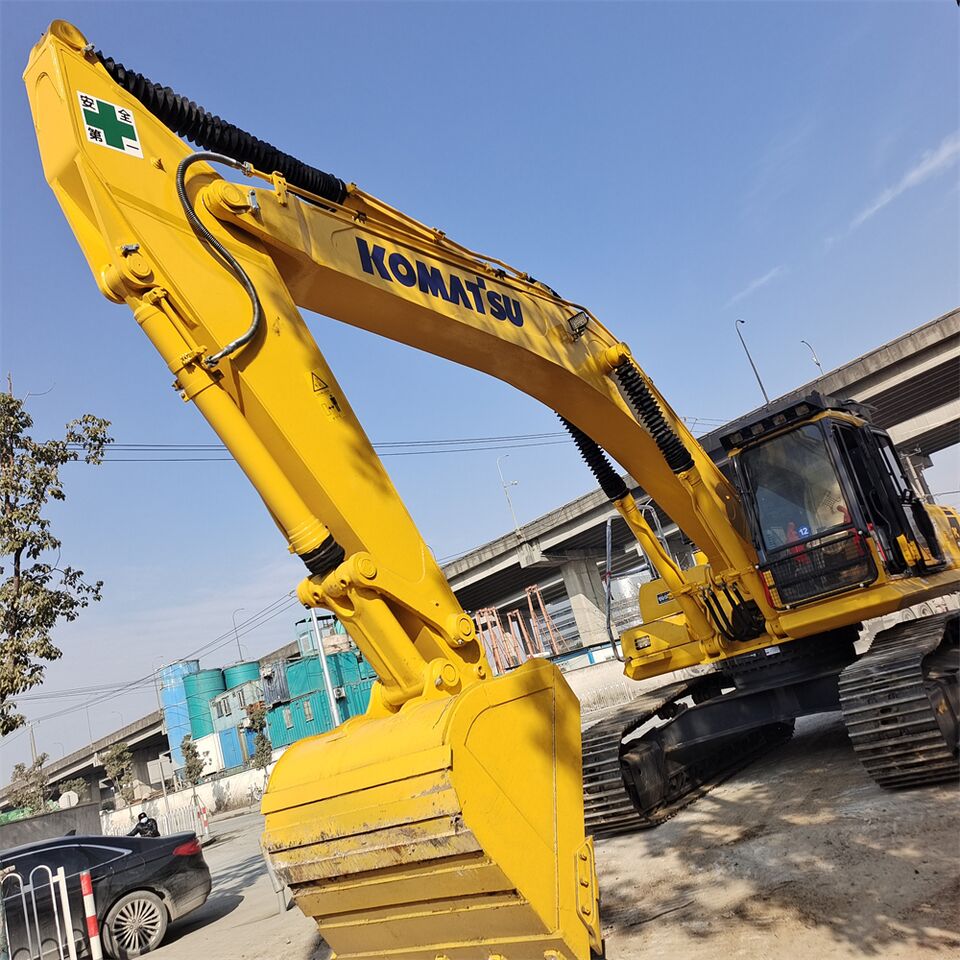 2025 Komatsu PC350-7 crawler excavator, front three-quarter view 2025 Komatsu PC350-7 crawler excavator, front three-quarter view