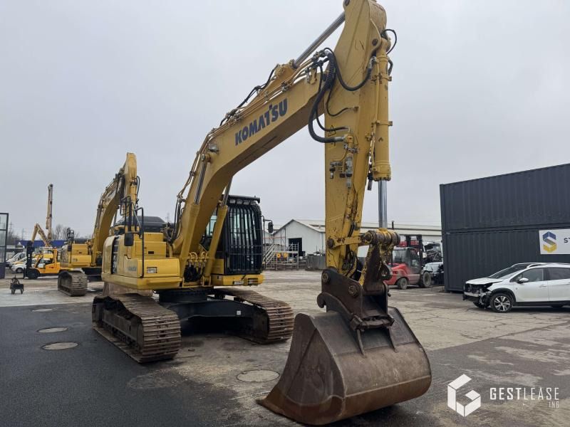 2018 Komatsu PC210LC-11 crawler excavator, front three-quarter view