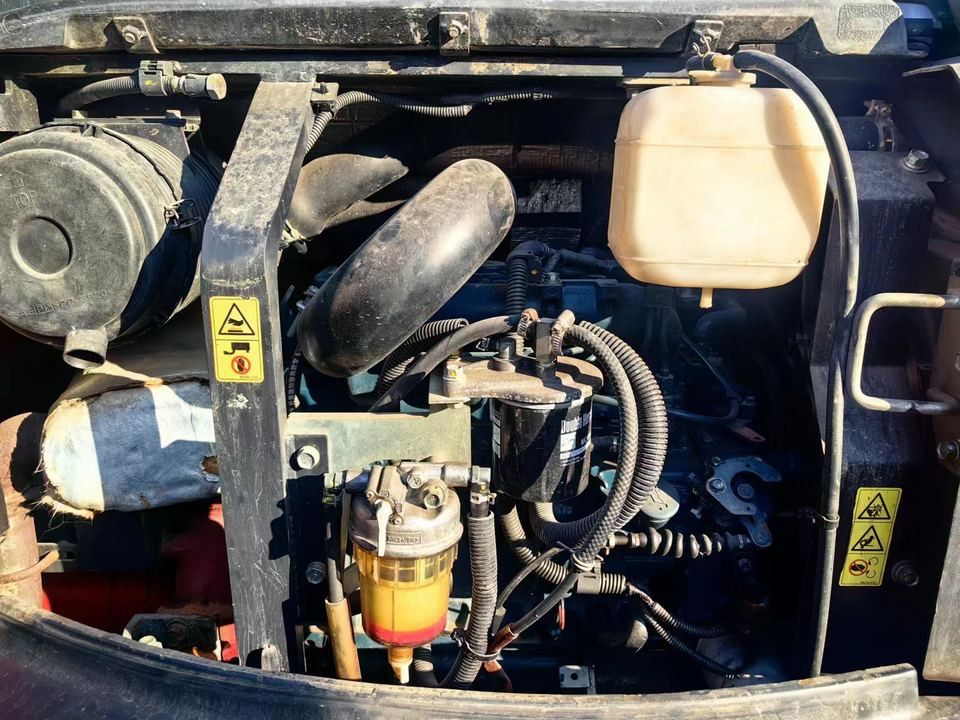 2020 Komatsu PC15 mini excavator engine bay view