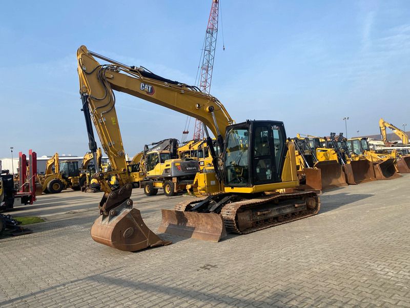 2021 Caterpillar 315GC crawler excavator, side view 2021 Caterpillar 315GC crawler excavator, side view