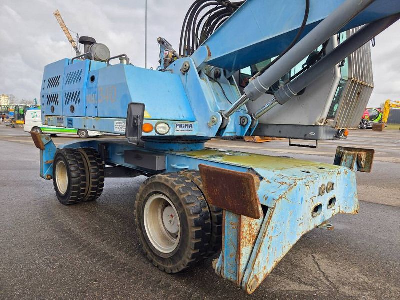 2007 Fuchs MHL340 D material handler, side view