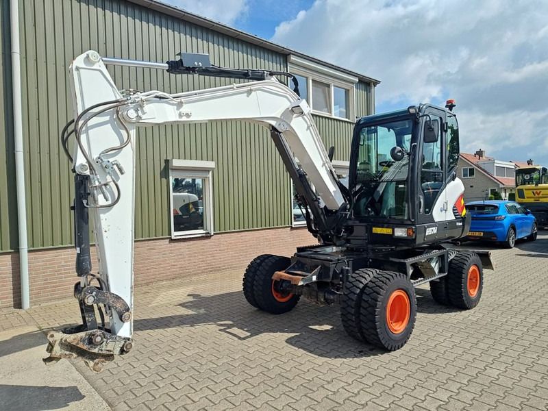 2020 Bobcat E57W wheel excavator, side view 2020 Bobcat E57W wheel excavator, side view