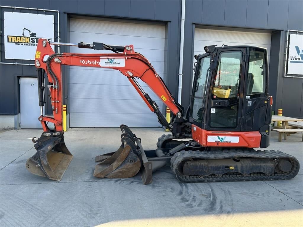 2021 Kubota U50-5 mini excavator side view 2021 Kubota U50-5 mini excavator side view