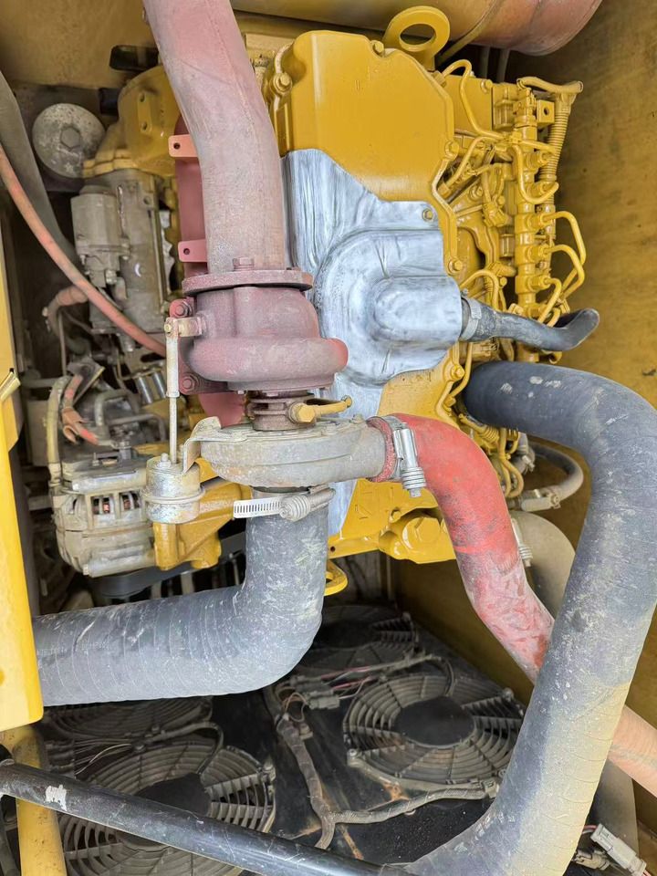 2024 Caterpillar 320GC crawler excavator engine compartment view