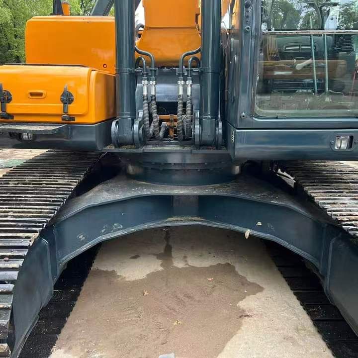 Excavator pe șenile Hyundai R220LC-9S, 2021