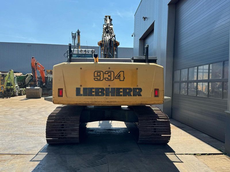 2006 Liebherr 934 crawler excavator rear view