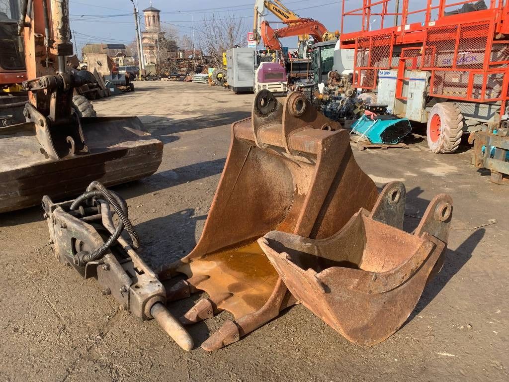 1993 Atlas 1304 wheel excavator attachments 1993 Atlas 1304 wheel excavator attachments