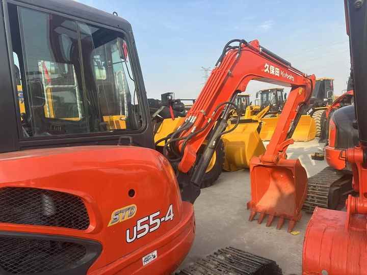 Kubota U55-4 mini excavator, side view Kubota U55-4 mini excavator, side view