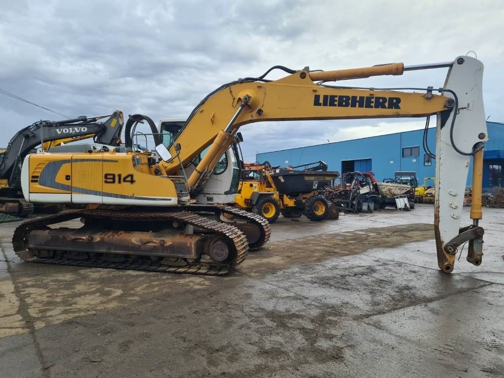 2008 Liebherr 914C crawler excavator, side view 2008 Liebherr 914C crawler excavator, side view