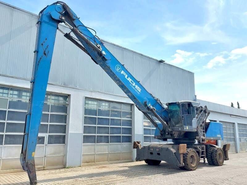 2019 Fuchs MHL 365 F material handler, side view