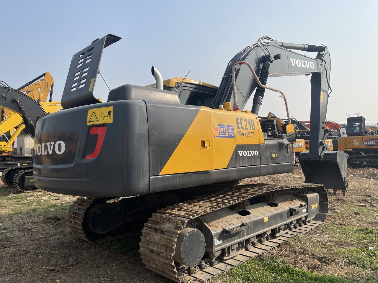 2023 Volvo EC210 crawler excavator rear three-quarter view 2023 Volvo EC210 crawler excavator rear three-quarter view