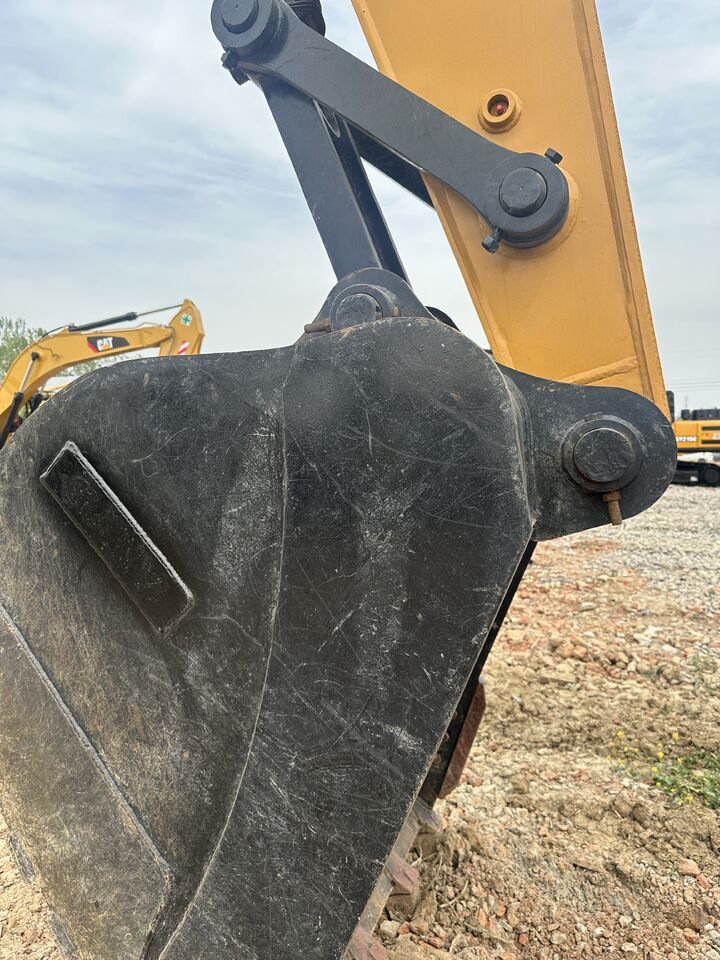 2023 Sany SY245C crawler excavator bucket and linkage detail 2023 Sany SY245C crawler excavator bucket and linkage detail