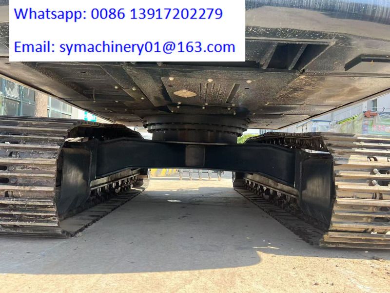 2025 Hyundai R220LC-9S crawler excavator undercarriage view