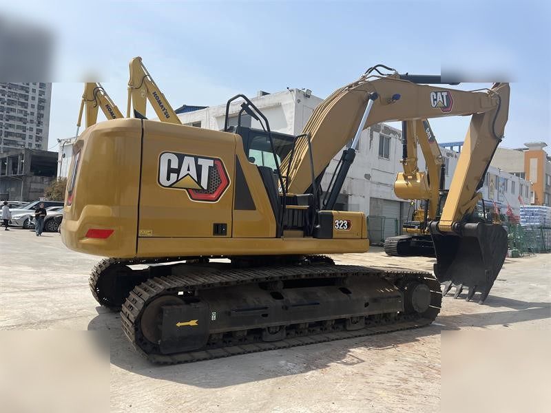 2024 Caterpillar 323 crawler excavator, rear three-quarter view 2024 Caterpillar 323 crawler excavator, rear three-quarter view