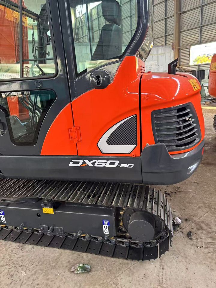 2020 Doosan DX60-9C mini excavator side profile view 2020 Doosan DX60-9C mini excavator side profile view