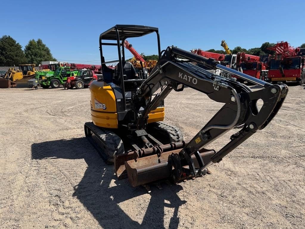 2021 Kato HD33V5 mini excavator, front three-quarter view 2021 Kato HD33V5 mini excavator, front three-quarter view