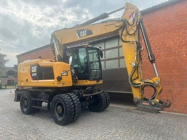 2017 Caterpillar M318F wheel excavator side view