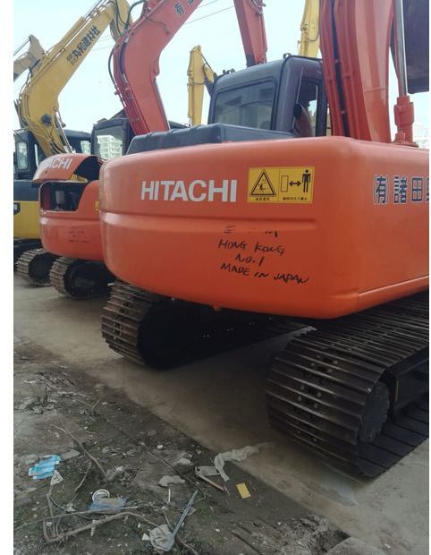 2020 Hitachi ZX120 crawler excavator rear view 2020 Hitachi ZX120 crawler excavator rear view
