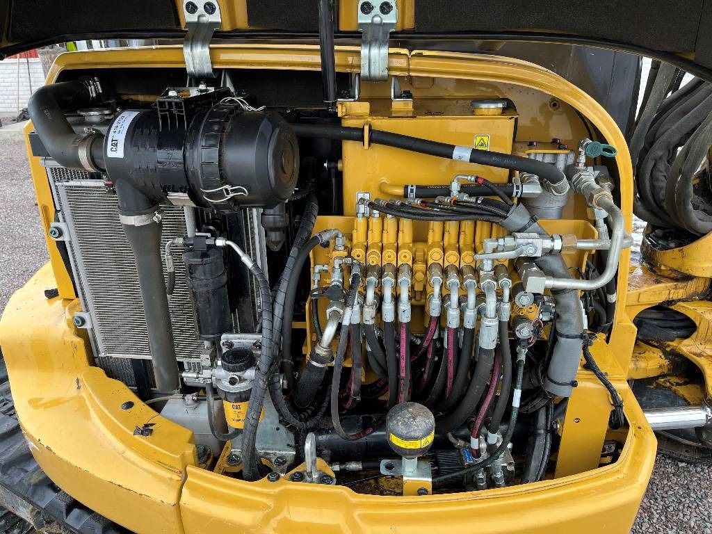 2015 Caterpillar 305.5E crawler excavator engine compartment view