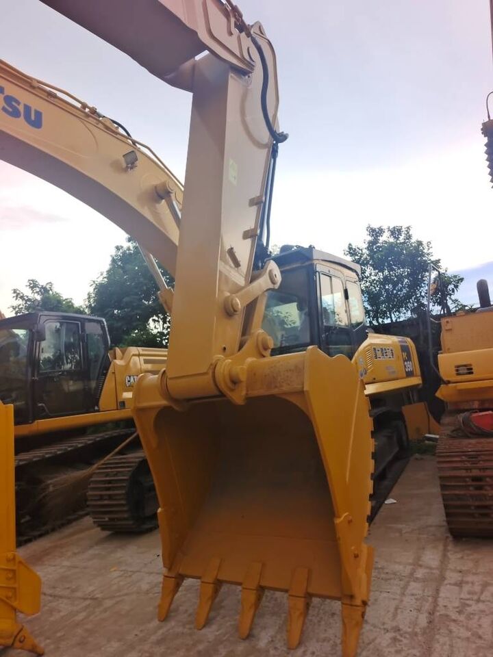 2024 Caterpillar 336 crawler excavator front view 2024 Caterpillar 336 crawler excavator front view