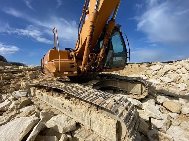 2005 CASE CX240 crawler excavator, side view