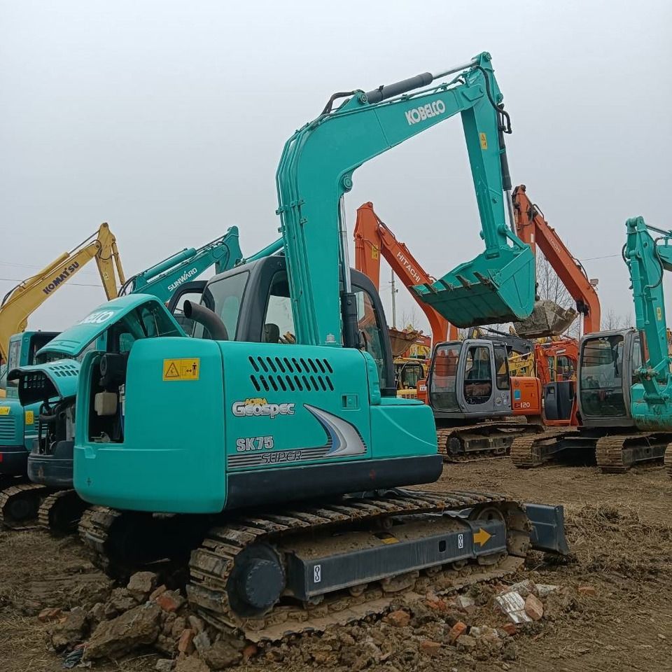 2023 Kobelco SK75-8 mini excavator, rear three-quarter view 2023 Kobelco SK75-8 mini excavator, rear three-quarter view