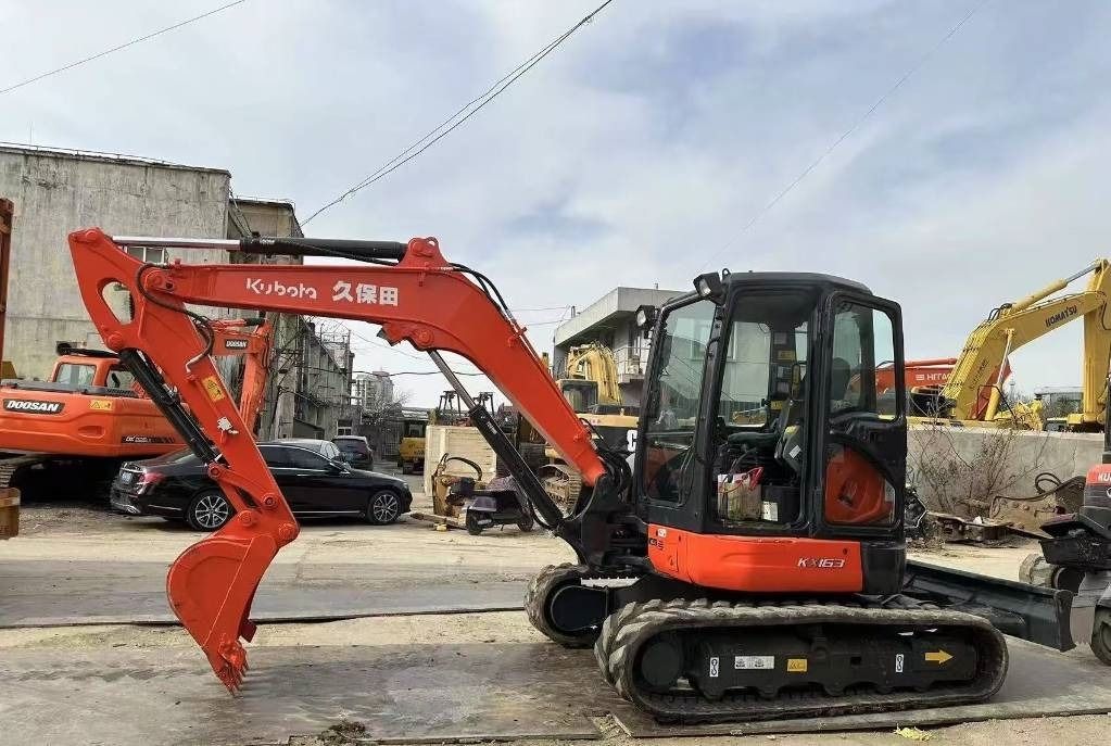2024 Kubota KX163 crawler excavator, side view 2024 Kubota KX163 crawler excavator, side view
