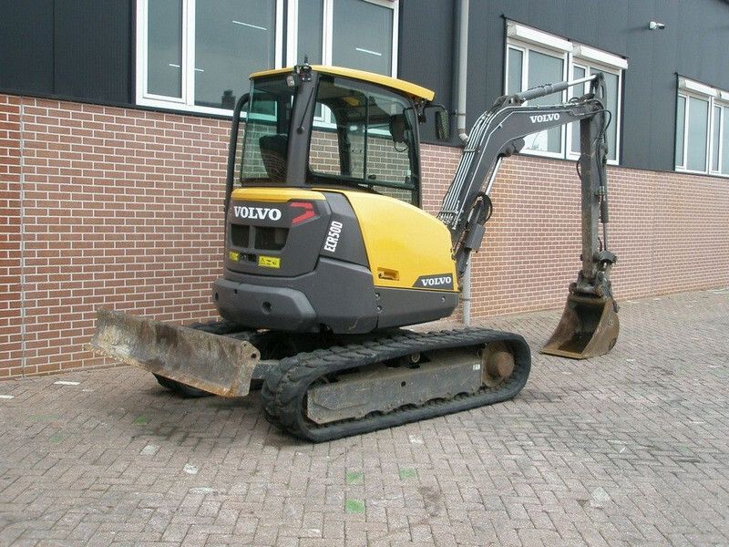 2018 Volvo ECR50D mini excavator, rear three-quarter view 2018 Volvo ECR50D mini excavator, rear three-quarter view