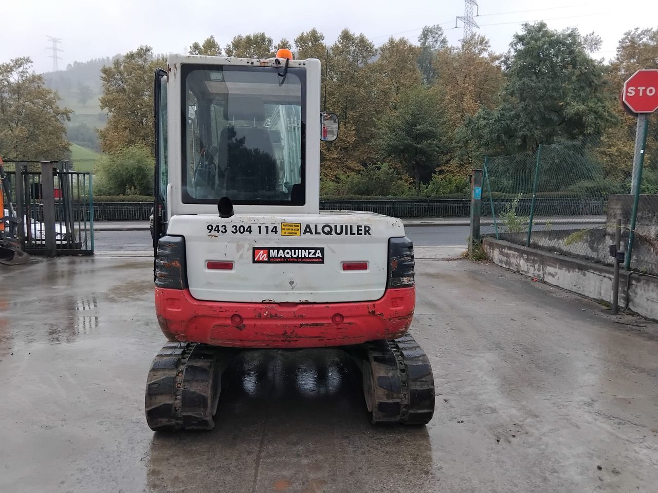 2016 Takeuchi TB250 mini excavator, rear view 2016 Takeuchi TB250 mini excavator, rear view