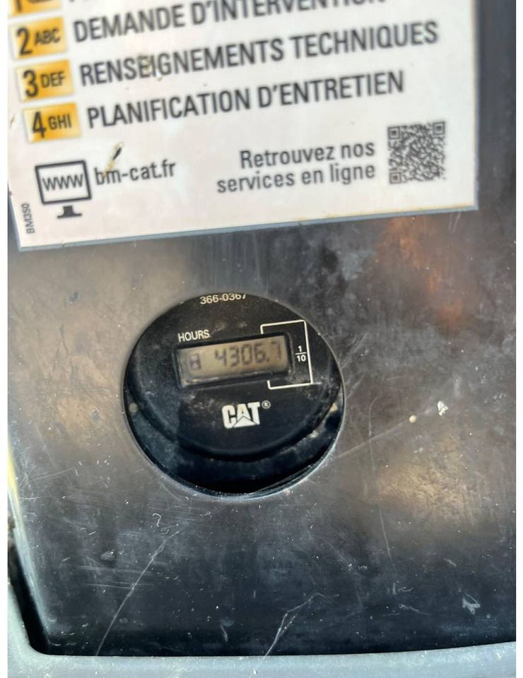 2019 Caterpillar 305.5E2 hour meter display 2019 Caterpillar 305.5E2 hour meter display