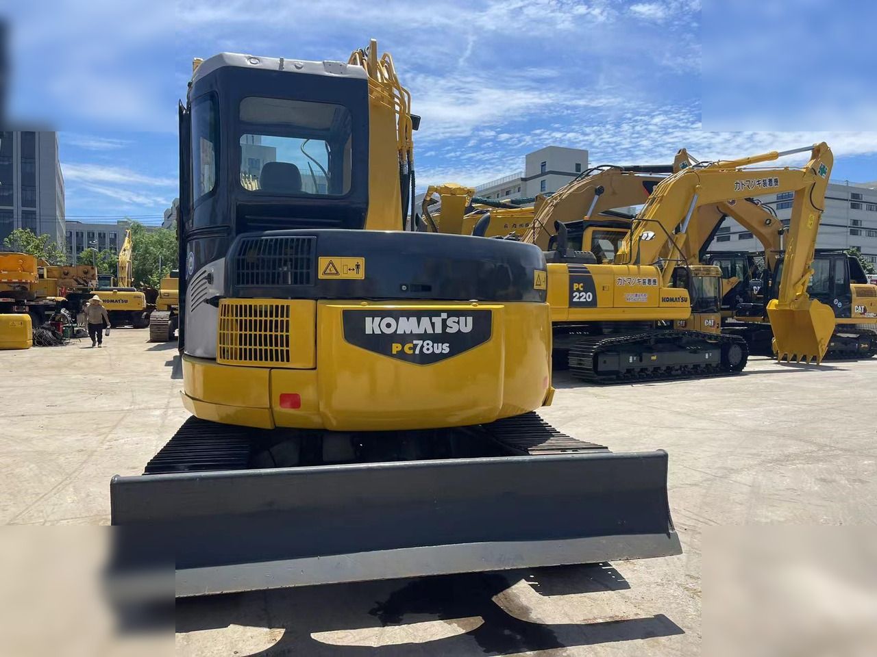2016 Komatsu PC78US-6 crawler excavator rear view
