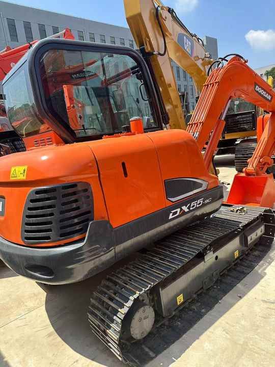 2022 Doosan DX55-9C crawler excavator, side view 2022 Doosan DX55-9C crawler excavator, side view