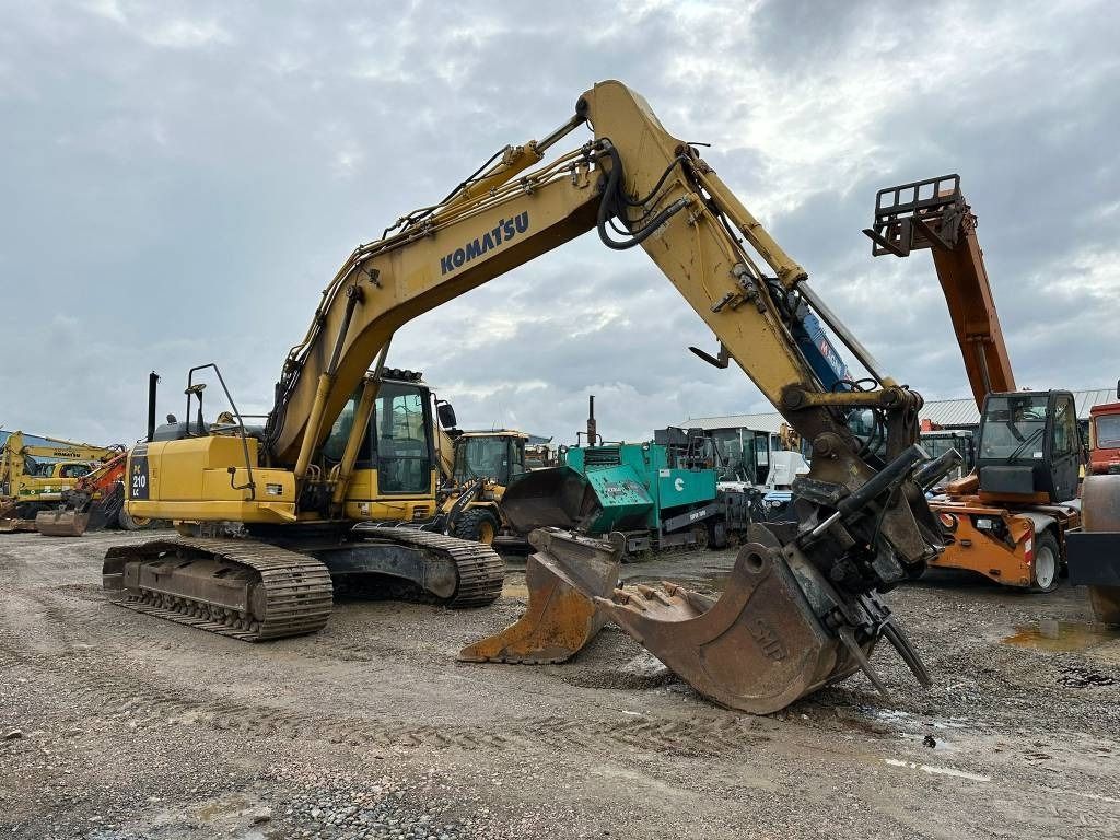 2008 Komatsu PC210LC-8 crawler excavator, side view