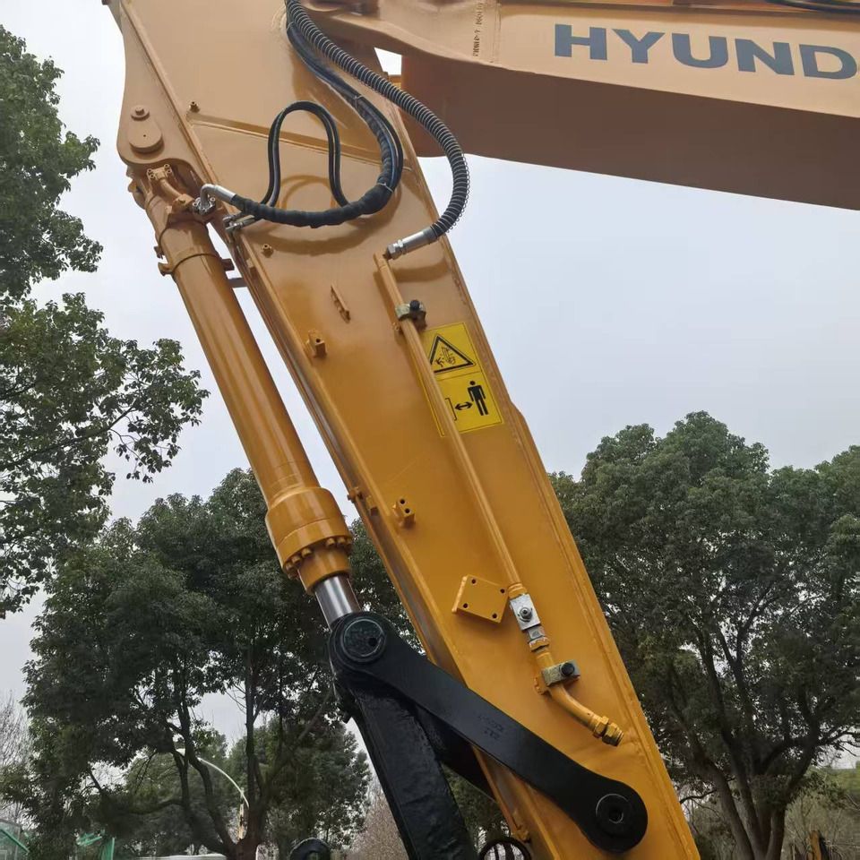 2024 Hyundai R210W-9 wheel excavator boom detail 2024 Hyundai R210W-9 wheel excavator boom detail