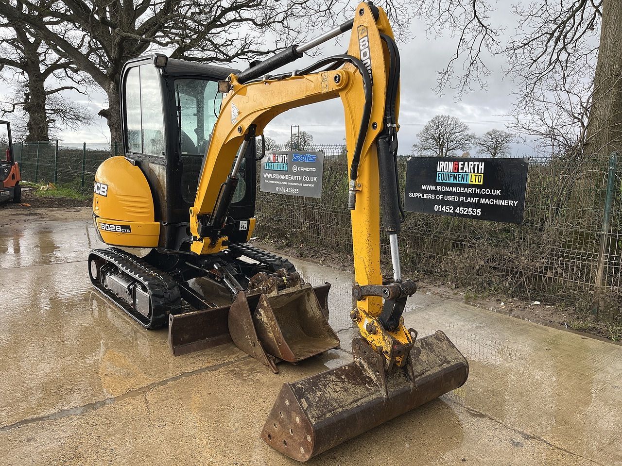 2021 JCB 8026 CTS mini excavator, front three-quarter view 2021 JCB 8026 CTS mini excavator, front three-quarter view