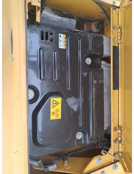 2018 Komatsu HB365LC-3 crawler excavator engine compartment detail 2018 Komatsu HB365LC-3 crawler excavator engine compartment detail