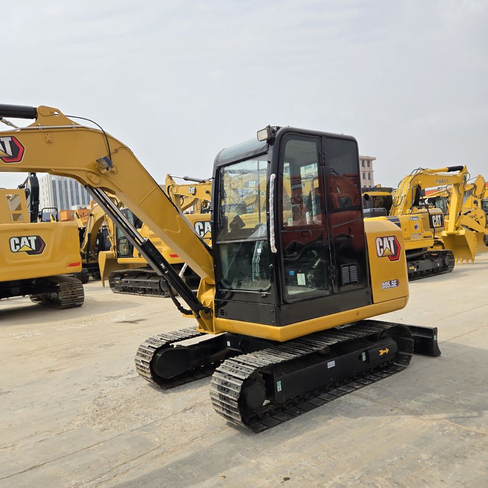 2023 Caterpillar 305.5E mini excavator, three-quarter view 2023 Caterpillar 305.5E mini excavator, three-quarter view