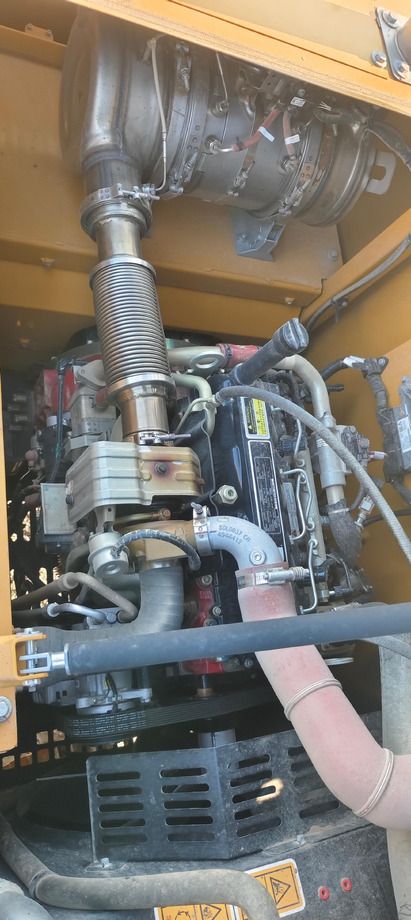 2024 XCMG XE200GA crawler excavator engine compartment view 2024 XCMG XE200GA crawler excavator engine compartment view