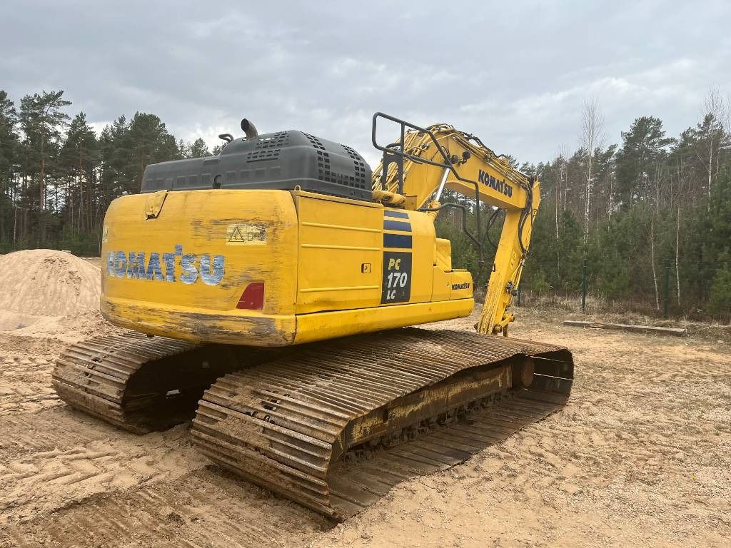 2019 Komatsu PC170LC-11 crawler excavator, rear three-quarter view 2019 Komatsu PC170LC-11 crawler excavator, rear three-quarter view