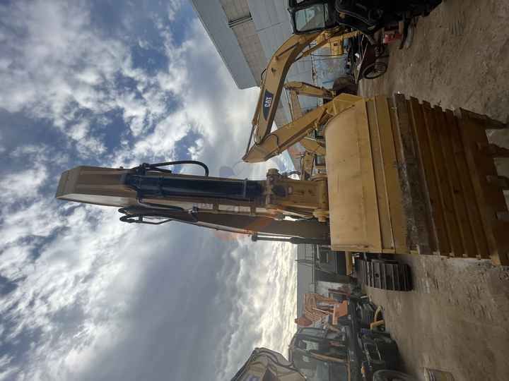 Caterpillar 336D2L Crawler Excavator, rear and side view Caterpillar 336D2L Crawler Excavator, rear and side view