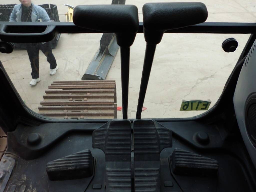 2024 Komatsu PC450 crawler excavator interior view 2024 Komatsu PC450 crawler excavator interior view