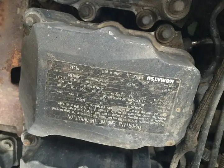 2018 Komatsu PC450-8 engine information plate 2018 Komatsu PC450-8 engine information plate
