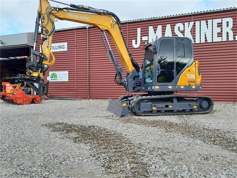 XCMG XE80E crawler excavator, side view XCMG XE80E crawler excavator, side view