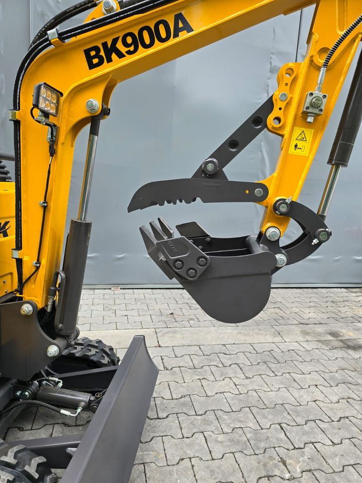 2025 Berger Kraus BK900A mini excavator boom and bucket detail 2025 Berger Kraus BK900A mini excavator boom and bucket detail